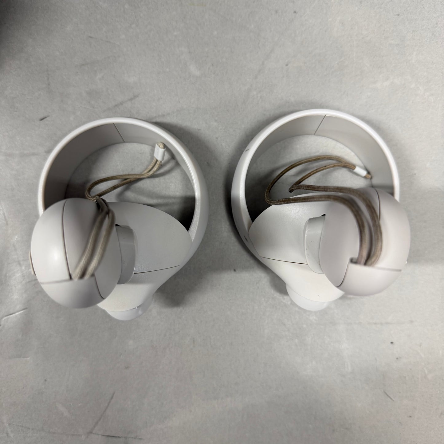 Oculus Quest 2 256GB Standalone All-in-One VR Headset KW49CM