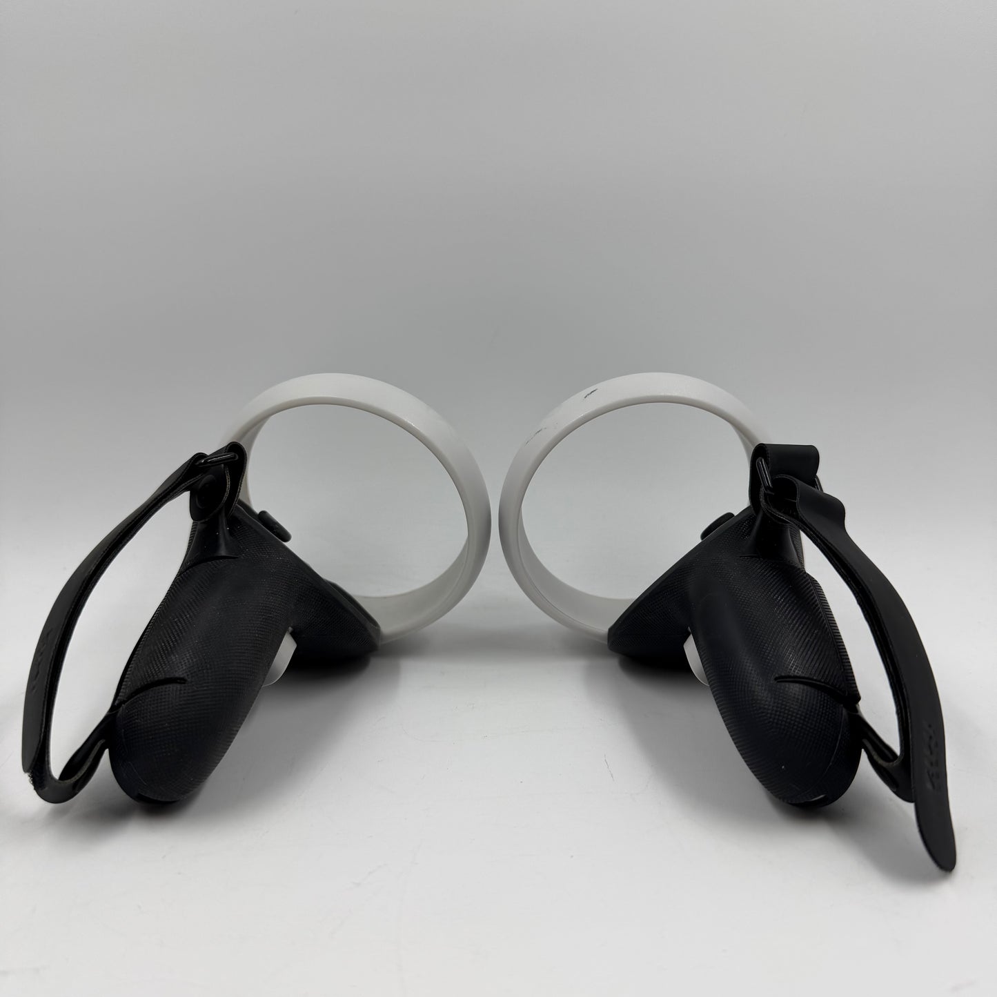 Meta Quest 2 128GB Standalone All-in-One VR Headset KW49CM