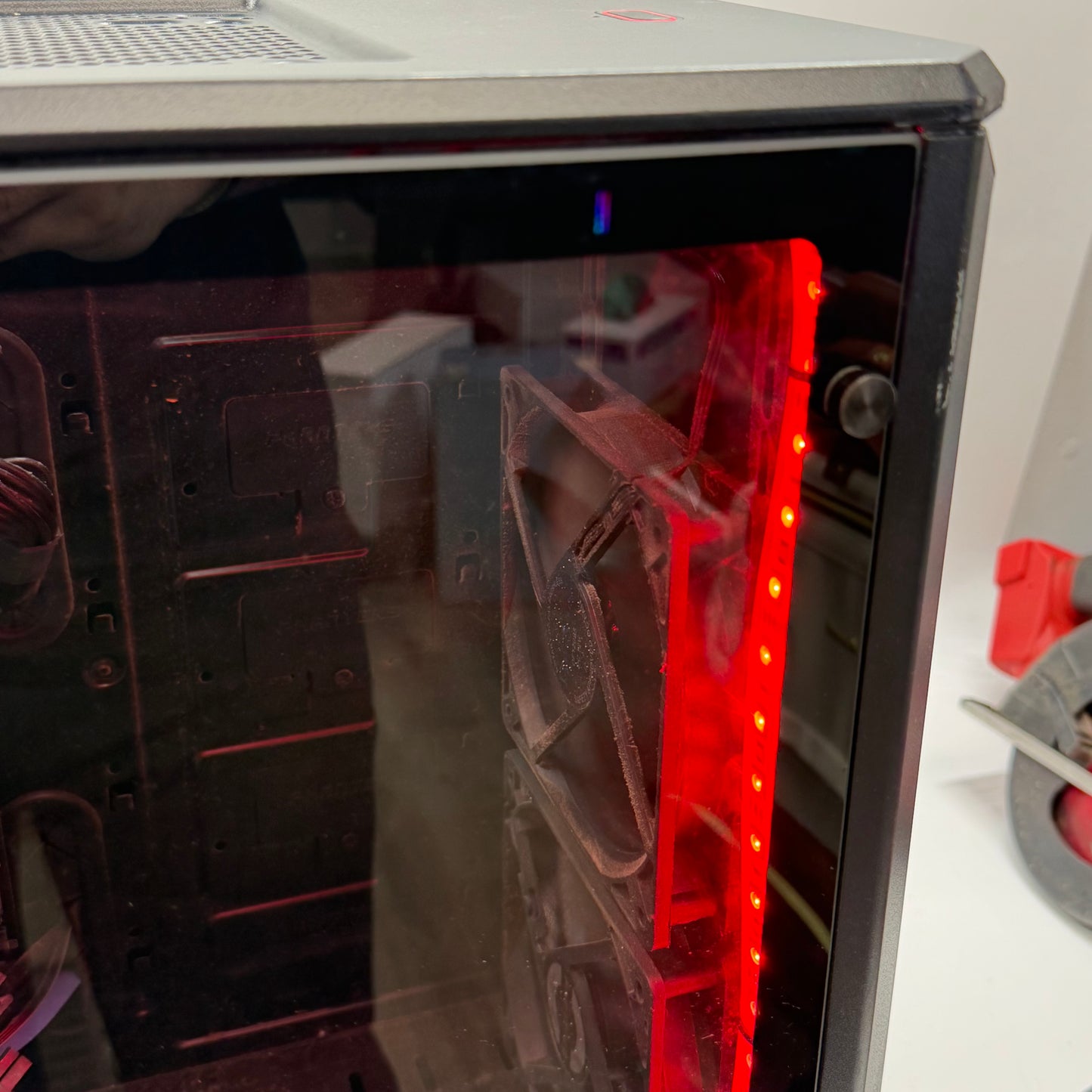 CyberPower Custom PC FX-6300 3.50GHz 8GB RAM 1TB HDD XFX Radeon RX 560