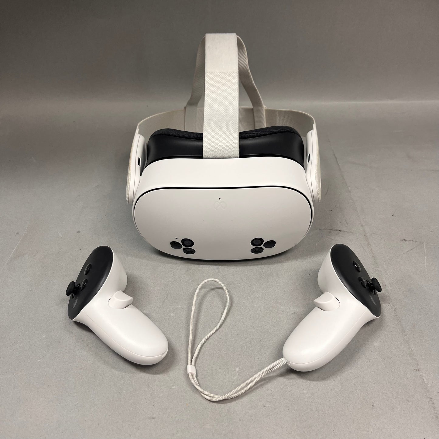 Meta Quest 3S 128GB Virtual Reality Headset P-97