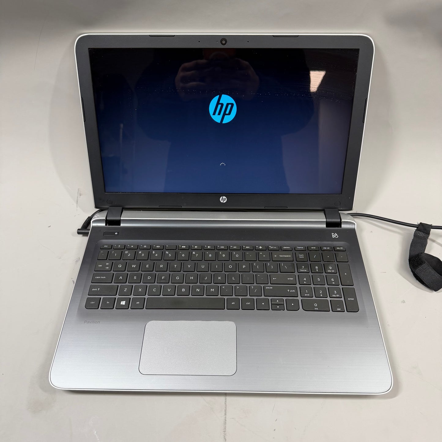 HP Pavilion 15-AB153 14" A10-8700 R6 1.8GHz 6GB RAM 1TB SSD Bad Battery