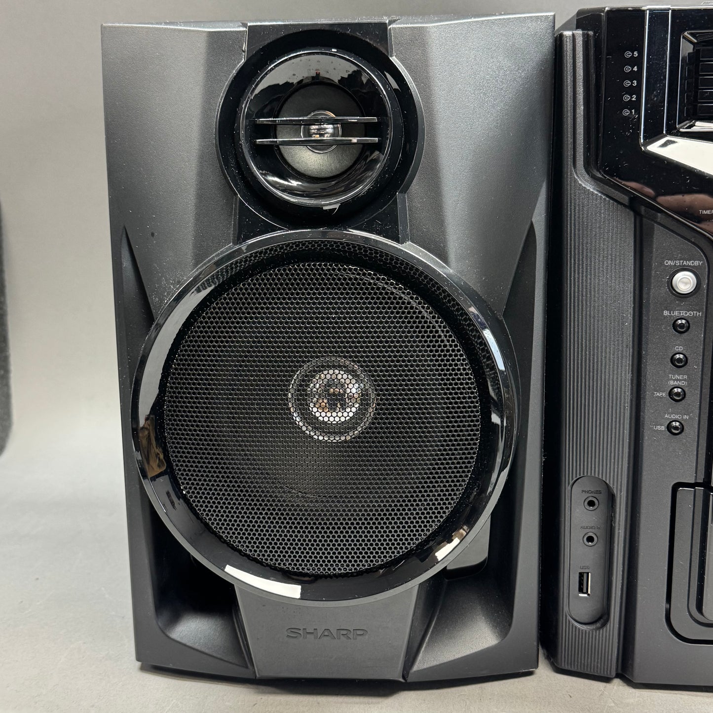 Sharp CD-BH950 Speakers
