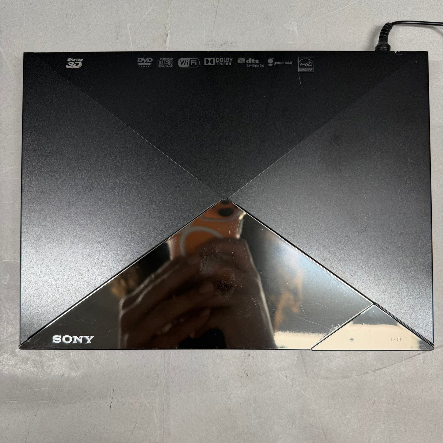 Sony Blu-Ray DVD Player Wired BDP-S5200