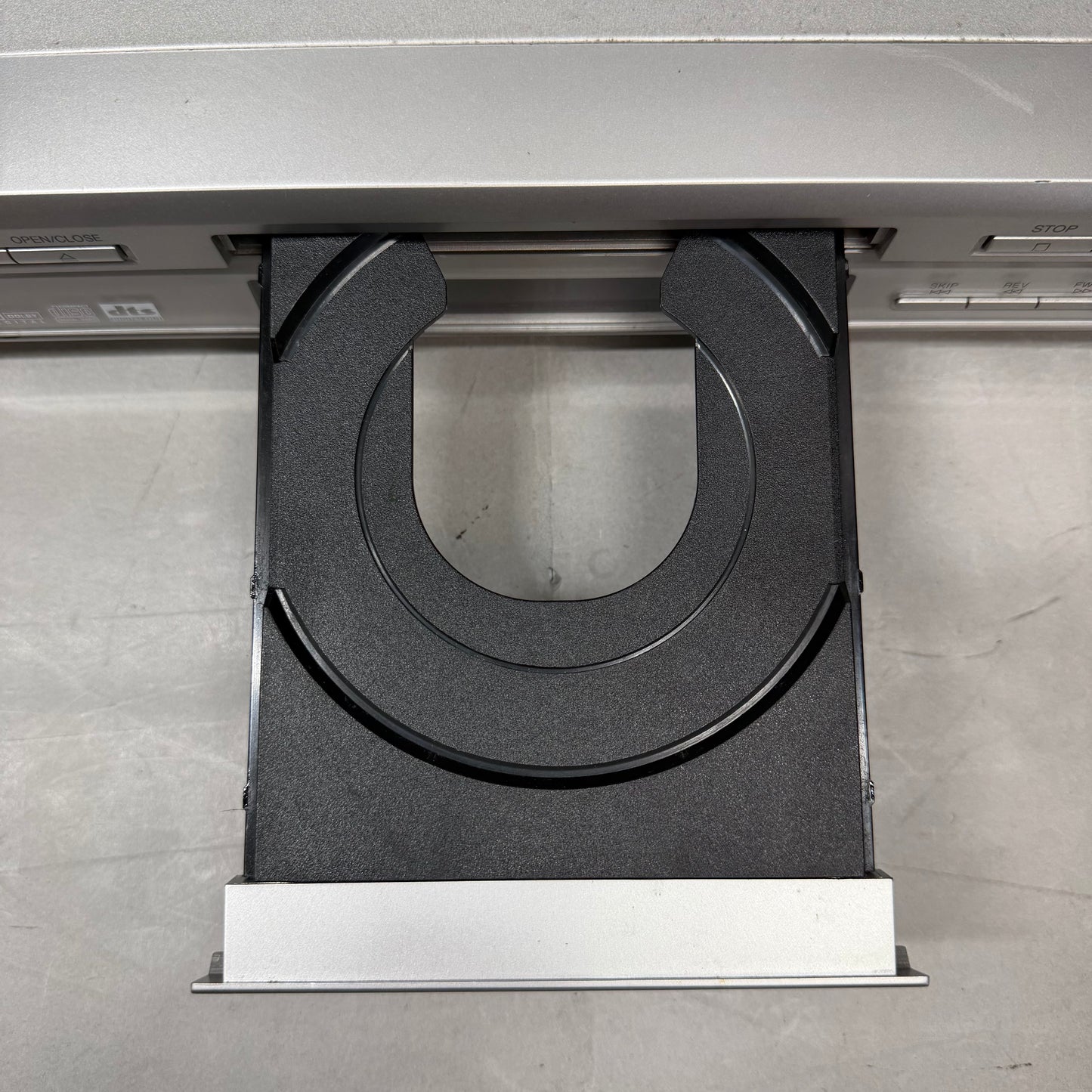 Sony DVD/CD/Video CD Player Wired DV-740DU