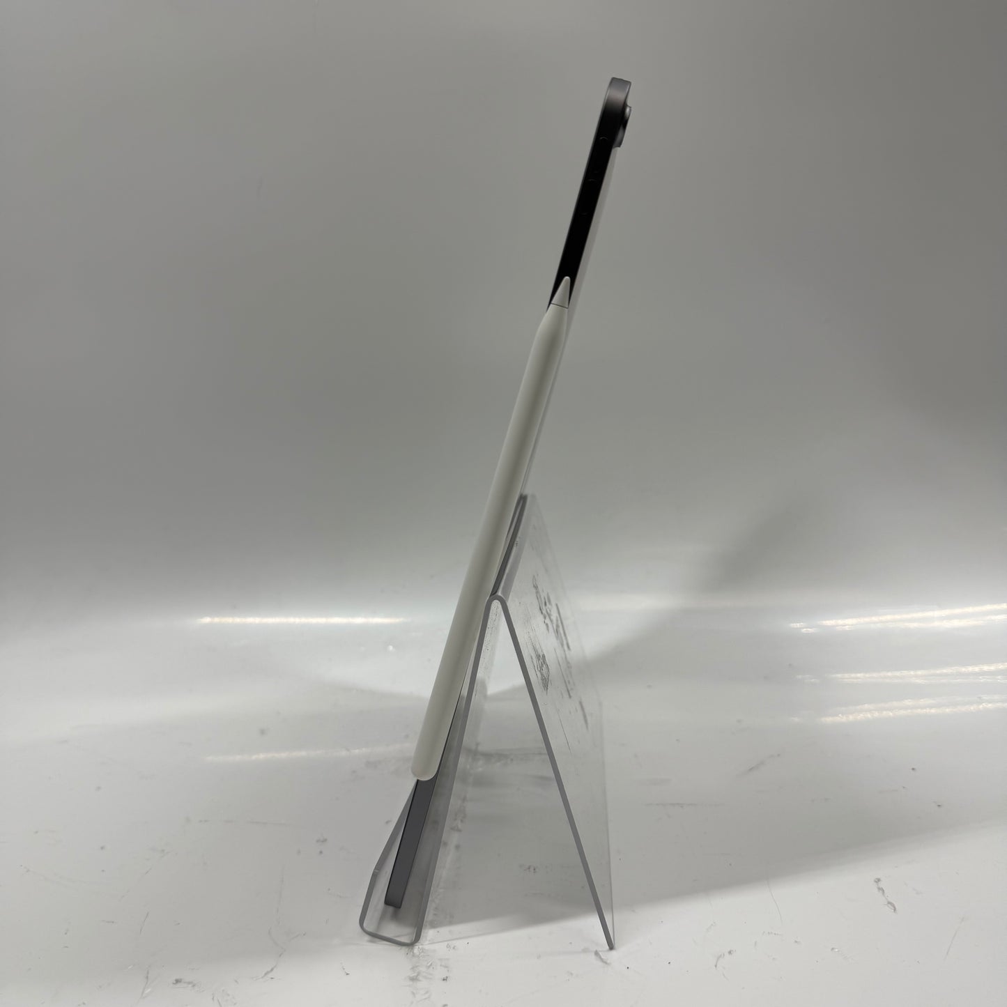 WiFi Only Apple iPad Air 13" M3 256GB Space Gray MCNN4LL/A