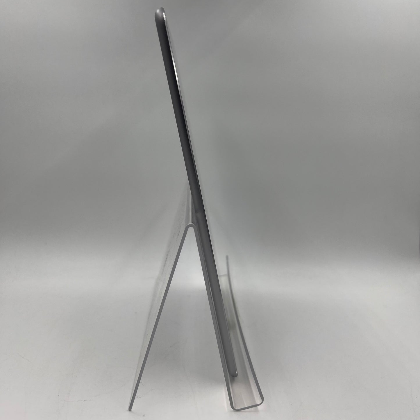 Unlocked Apple iPad Air 2nd Gen 16GB Space Gray NGGX2LL/A