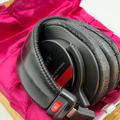 Sony V6 Studio Wired Stereo Headphones Black MDR-V6