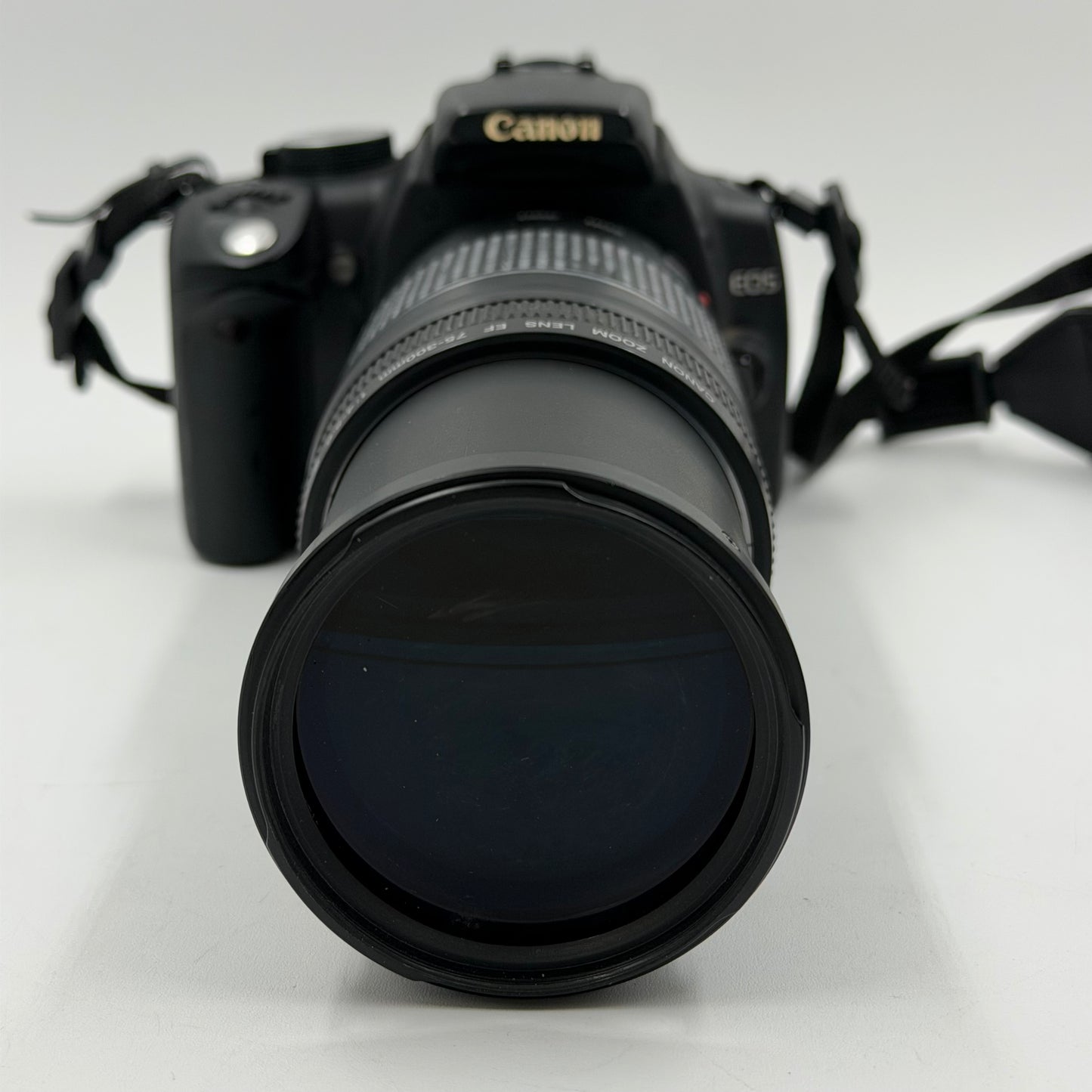 Canon EOS Digital Rebel XT 8.0MP Digital SLR DSLR Camera w/75-300mm Zoom Lens