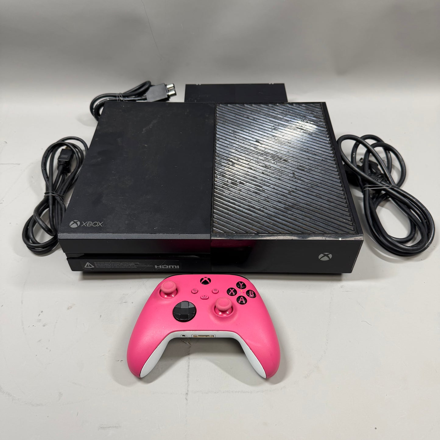 Microsoft Xbox One 500GB Console Gaming System Black 1540