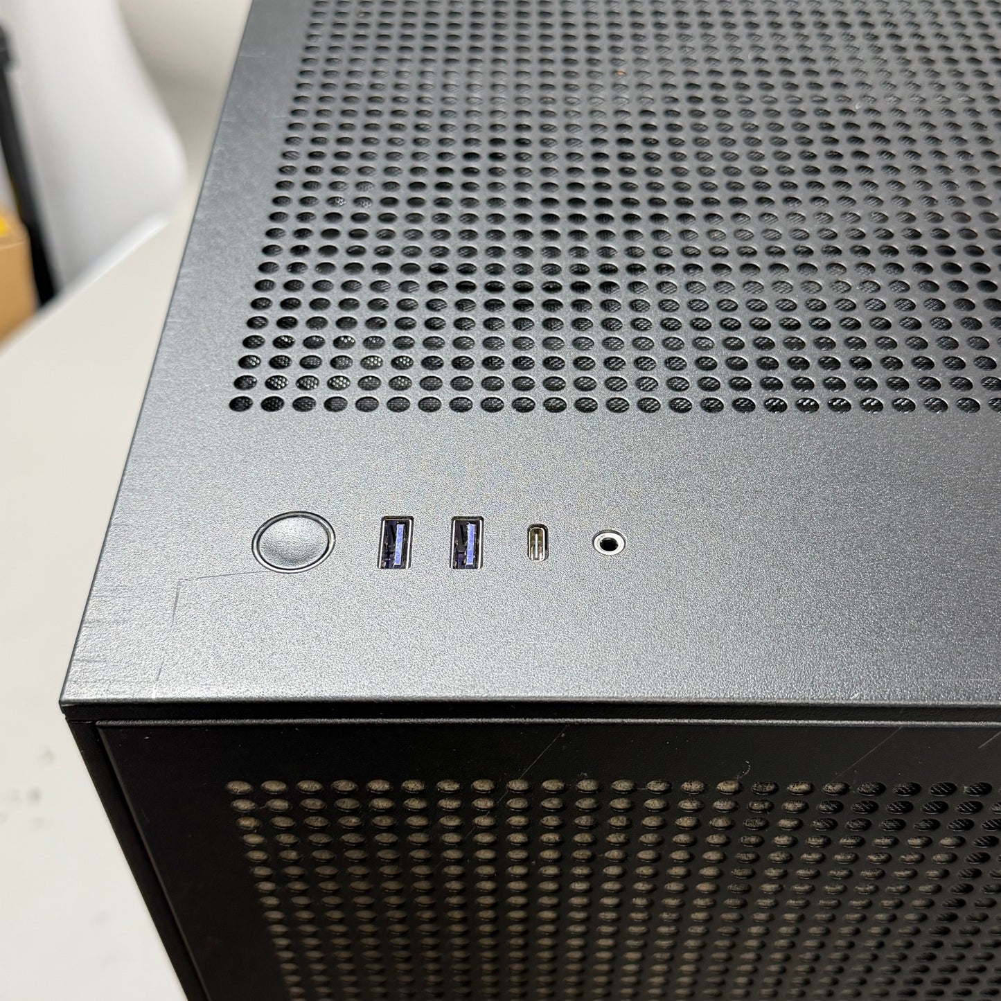 NZXT Custom PC i9-14900K 3.20GHz 32GB RAM 2TB SSD Gigabyte GeForce RTX 5070