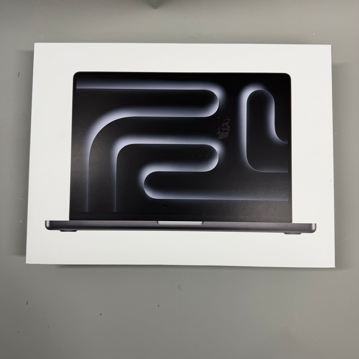 2025 Apple MacBook Pro 14" M5 10C GPU 4.6GHz 16GB RAM 512GB SSD A3434