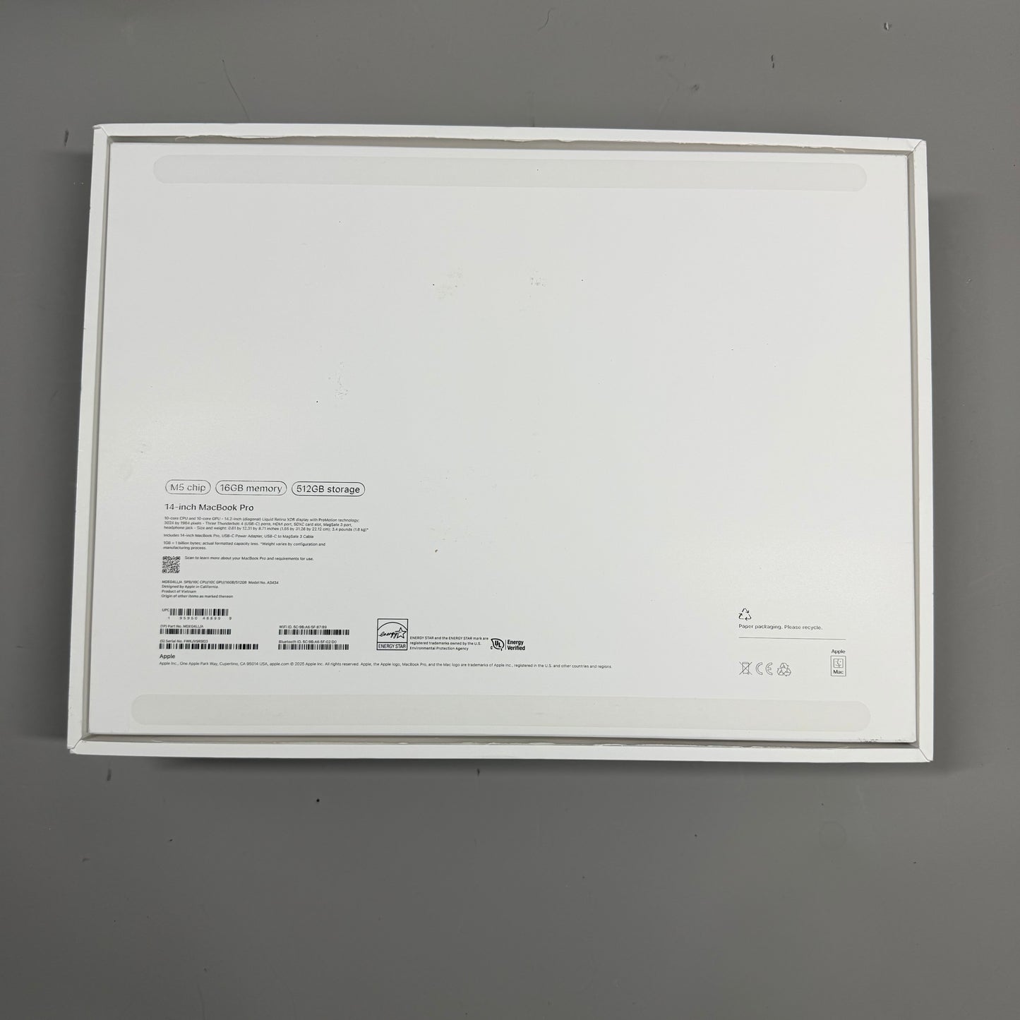 2025 Apple MacBook Pro 14" M5 10C GPU 4.6GHz 16GB RAM 512GB SSD A3434
