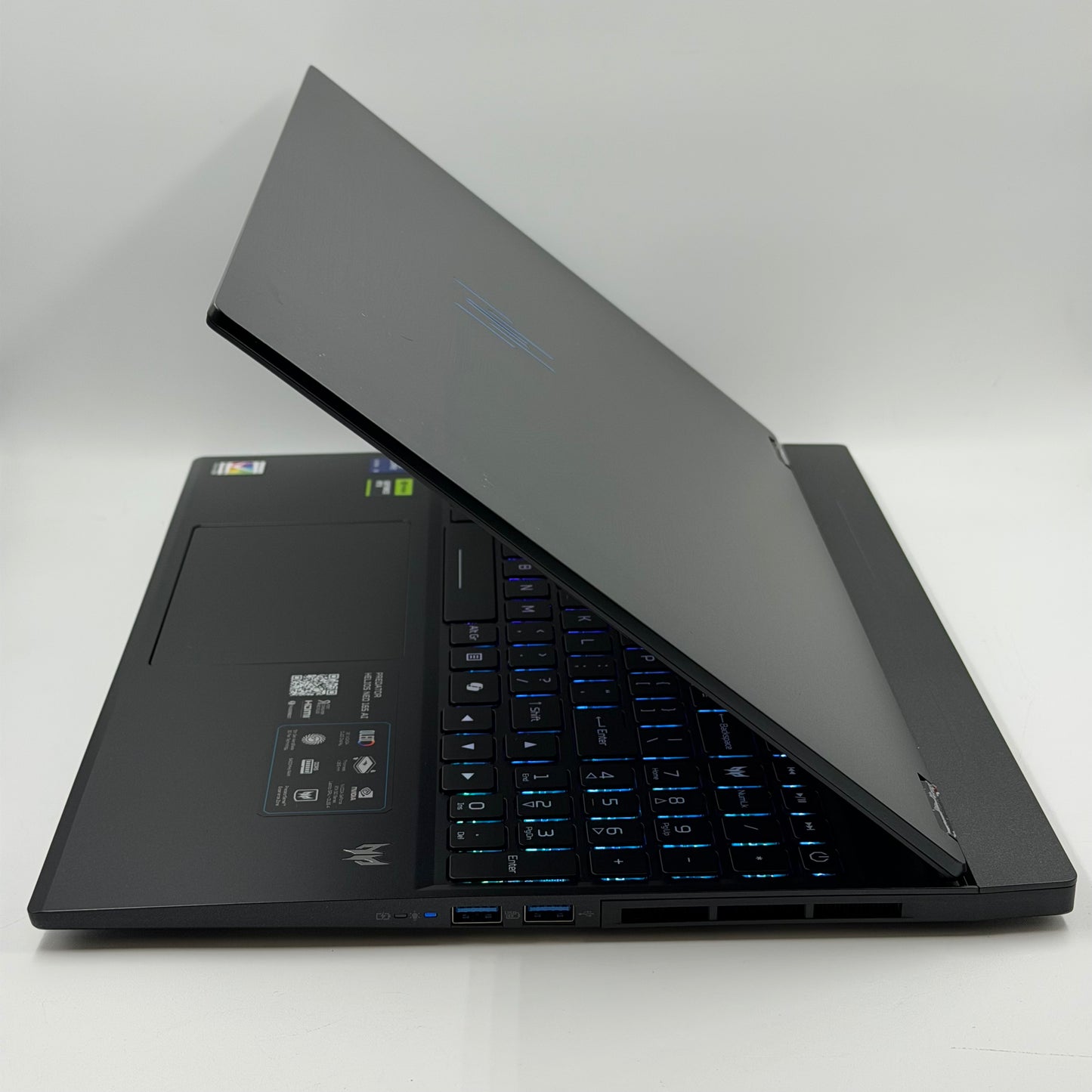 Acer Predator Helios 16s Ultra 9 275H 2.70GHz 16GB RAM 1TB SSD GeForce RTX 5060
