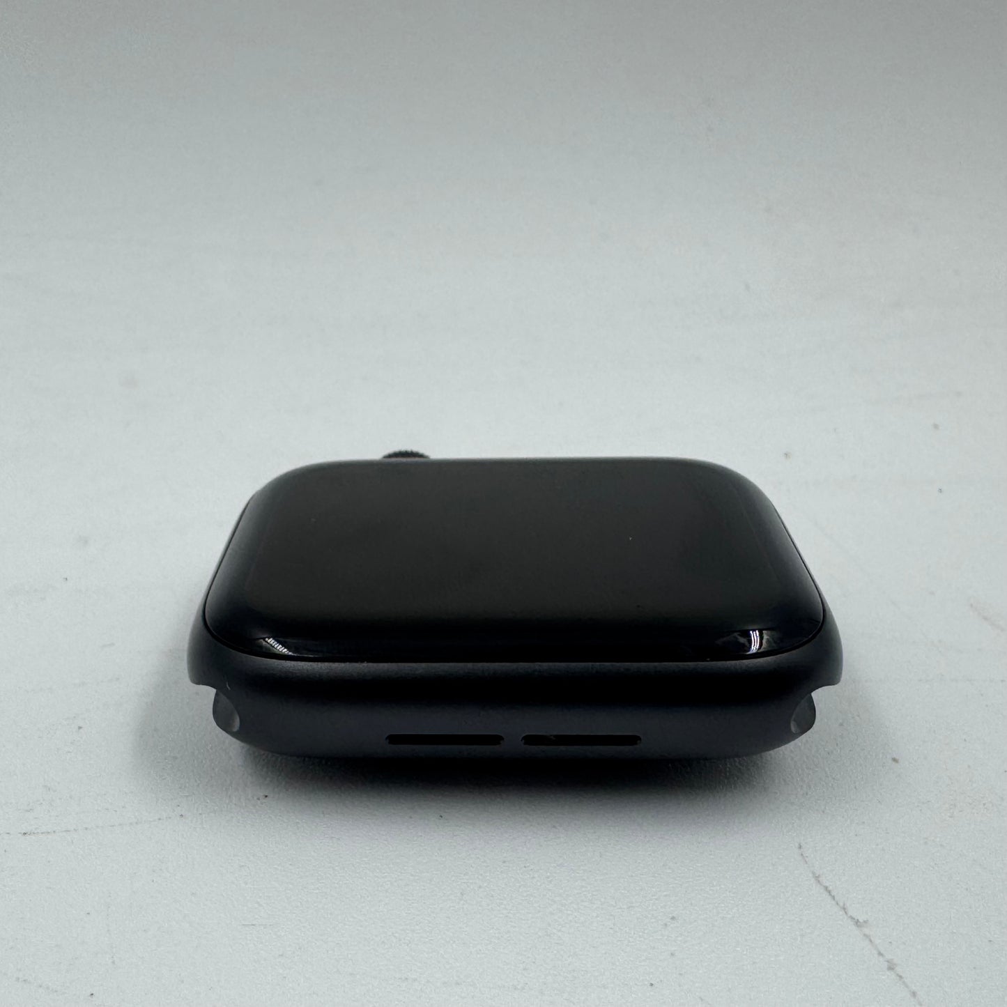 Unlocked Apple Watch SE 1st Gen 44MM Black Aluminum 