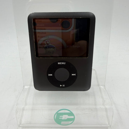 Apple iPod Nano 3rd Gen 8GB Silver A1236
