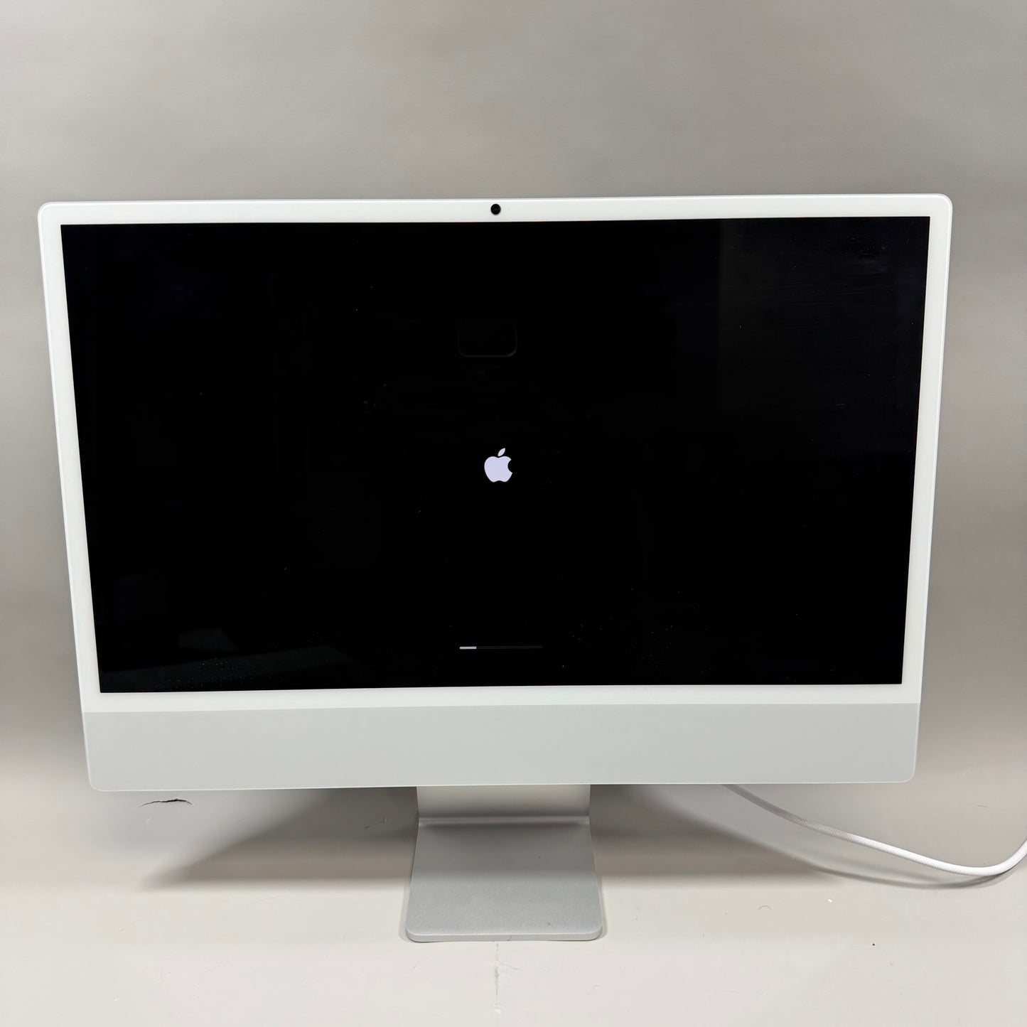 2024 Apple iMac 24" M4 8 Core 4.5GHz 16GB RAM 256GB SSD Silver A3247