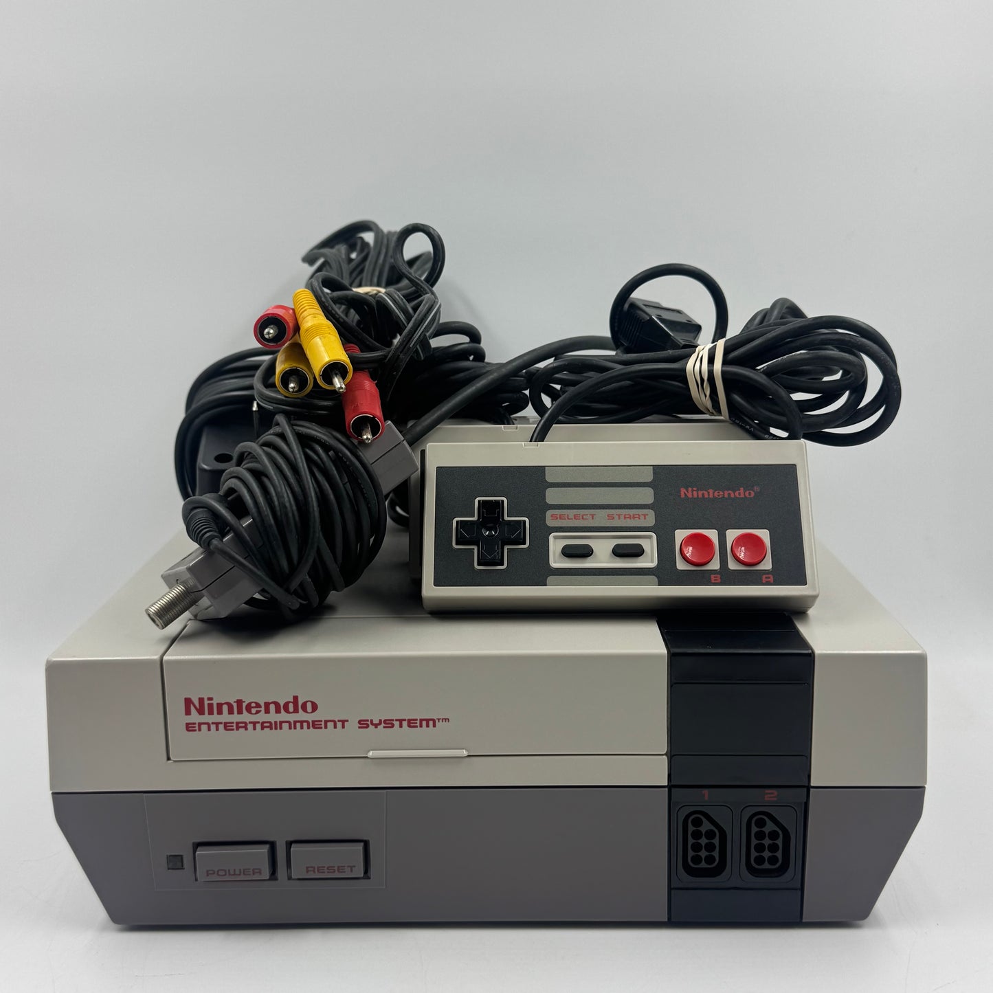 Nintendo Entertainment System NES Video Game Console Gray