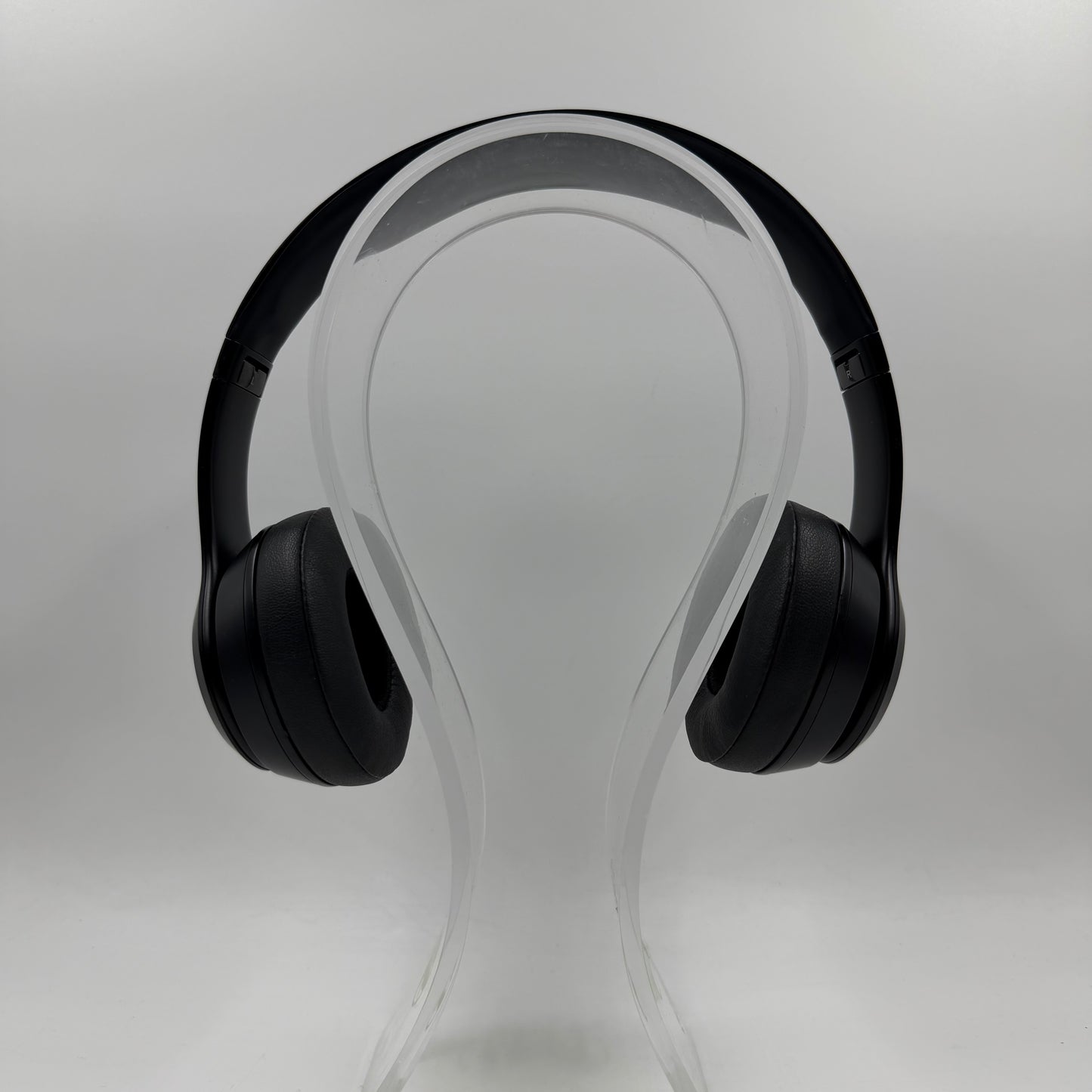 Beats Solo3 Wireless On-Ear Bluetooth Headphones Black A1796