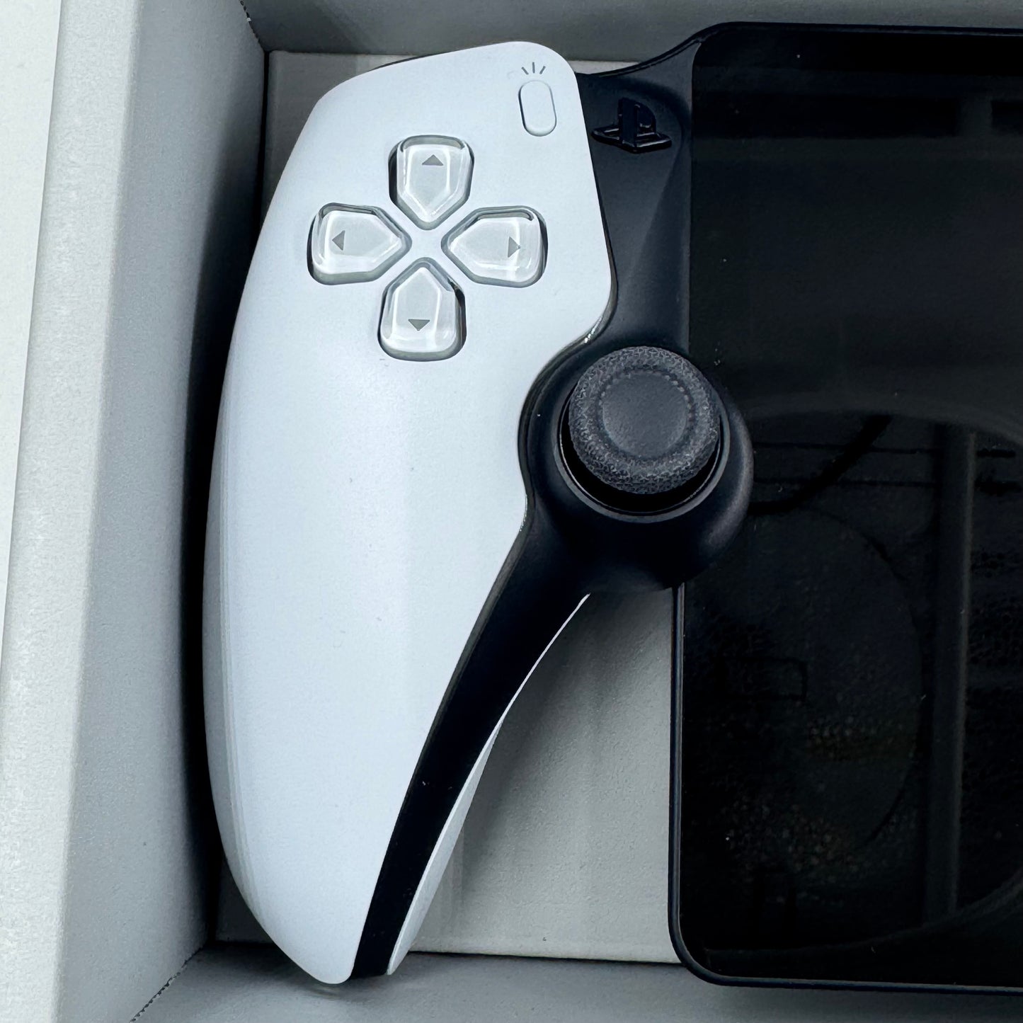 Sony Portal White/Black CFI-Y1001