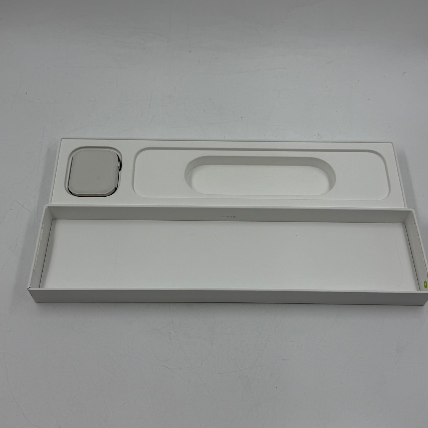 GPS Only Apple Watch Series 8 45MM Starlight Aluminum Sports Band MNUP3LL/A