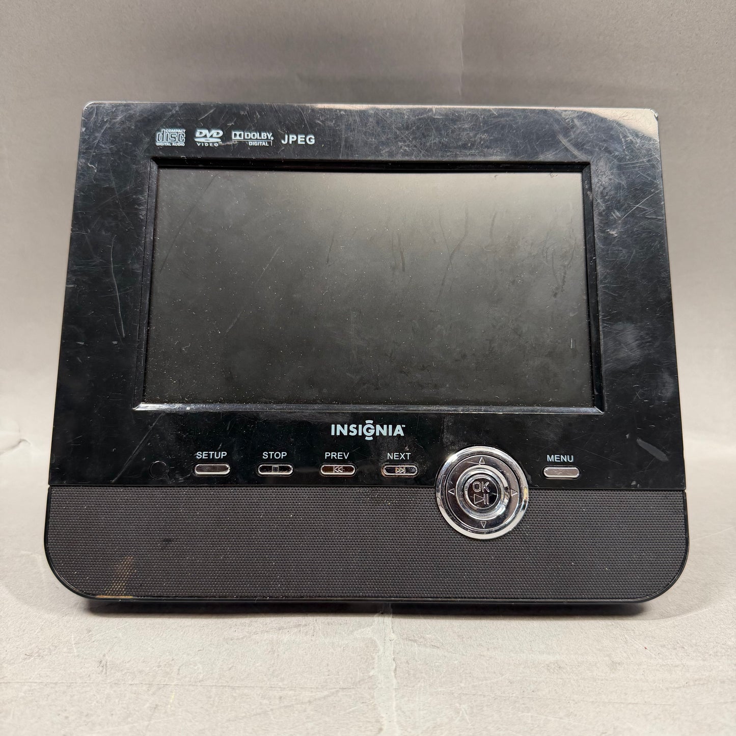Insignia Portable DVD Player Wired NS-D7PDVD