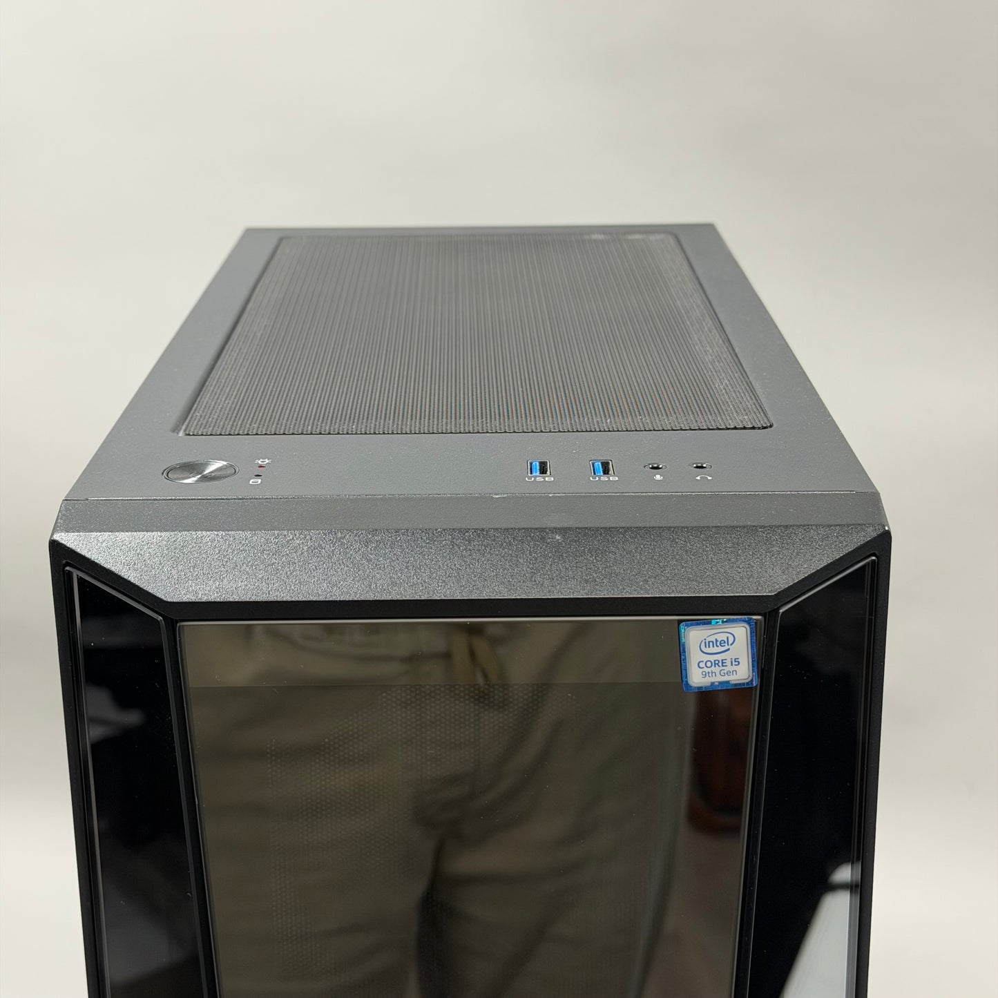 iBuyPower PC Core i5-9400F 2.90GHz 8GB RAM 240GB SSD Nvidia GeForce GTX 1660