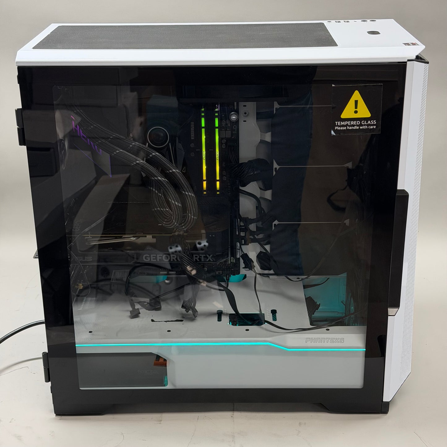 Phanteks Custom PC Ryzen 9 5950X 3.50GHz 64GB RAM 2.5TB SSD 5.5TB HDD ASUS GeForce RTX 4060