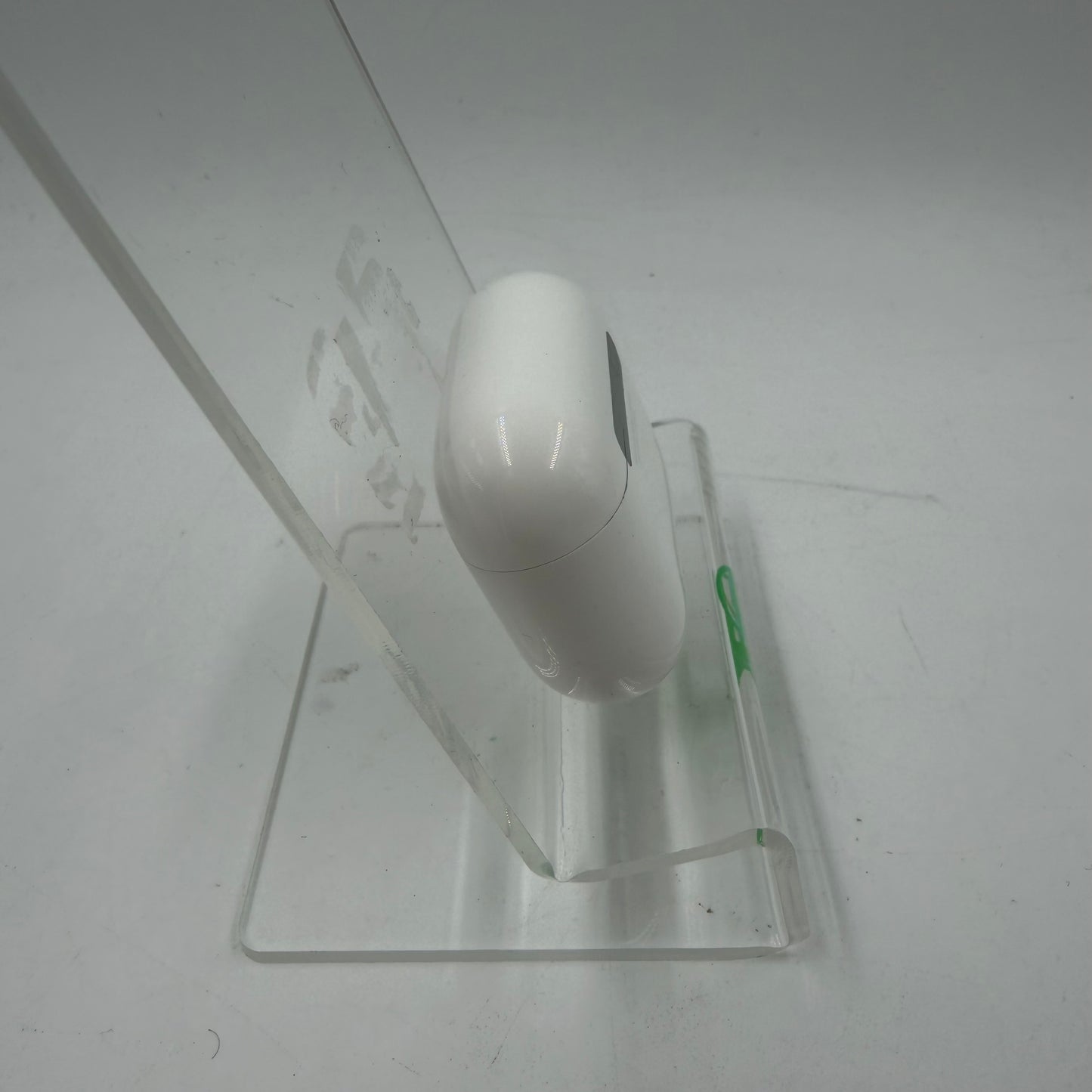 Apple AirPods 4th Gen ANC with MagSafe Charging Case A3056 A3055  A3059