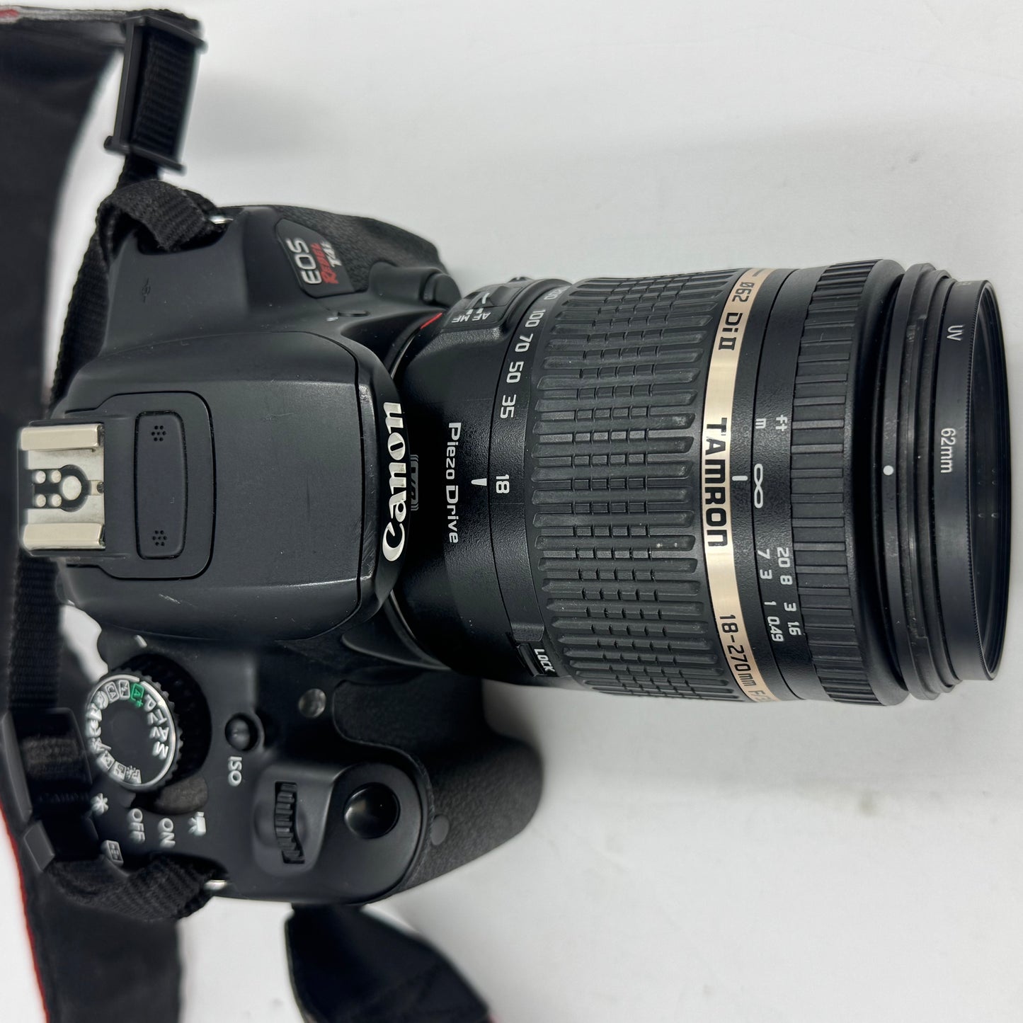 Canon EOS Rebel T4i 18.0MP Digital Point-And-Shoot Camera