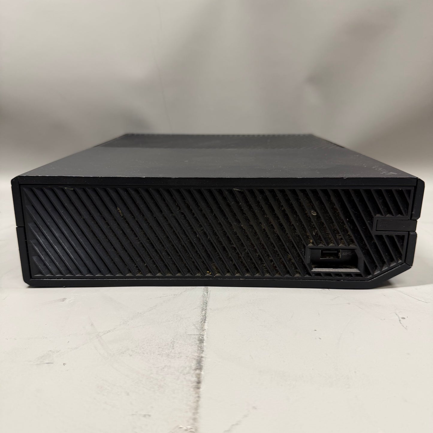 Microsoft Xbox One 500GB Console Gaming System Black 1540