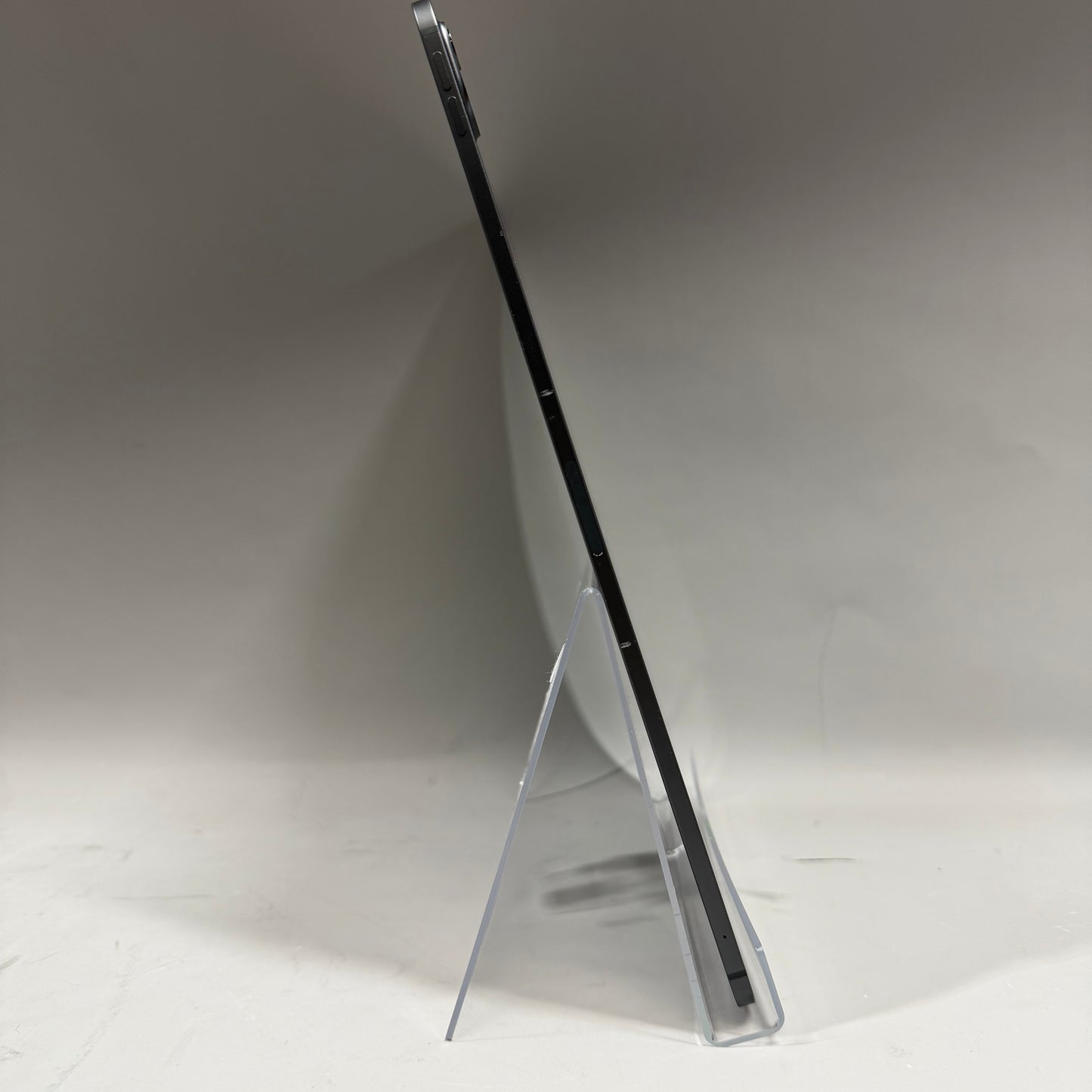 Unlocked Apple iPad Pro 13" M4 256GB Space Gray MVXR3LL/A