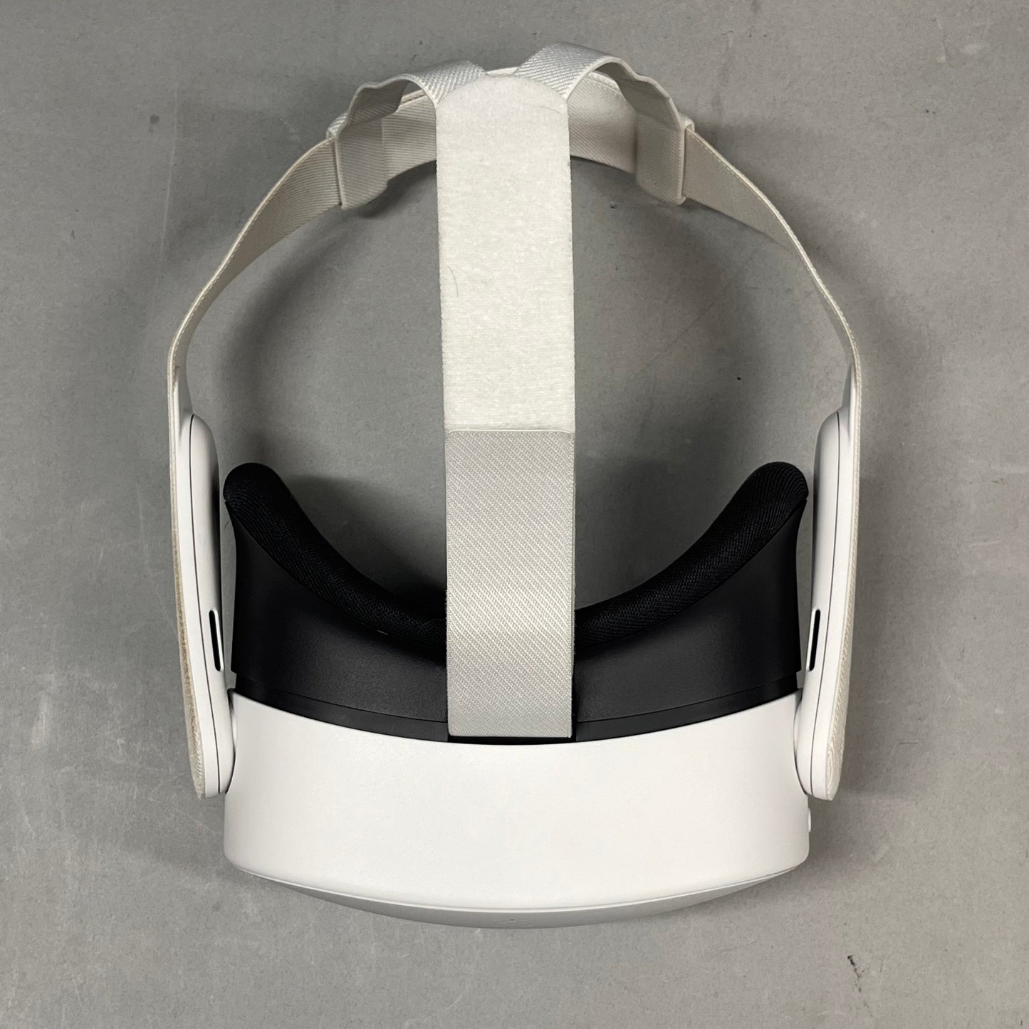 Meta Quest 3S 128GB Virtual Reality Headset P-97