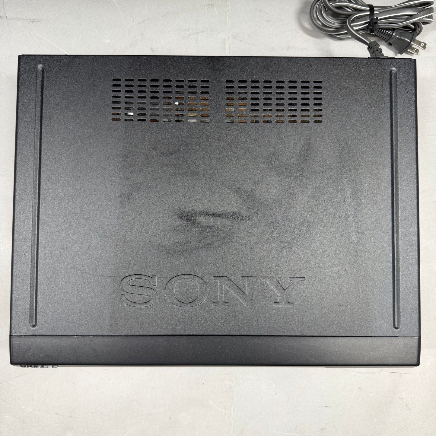 Sony Video Cassette Recorder Wired SLV-679HF