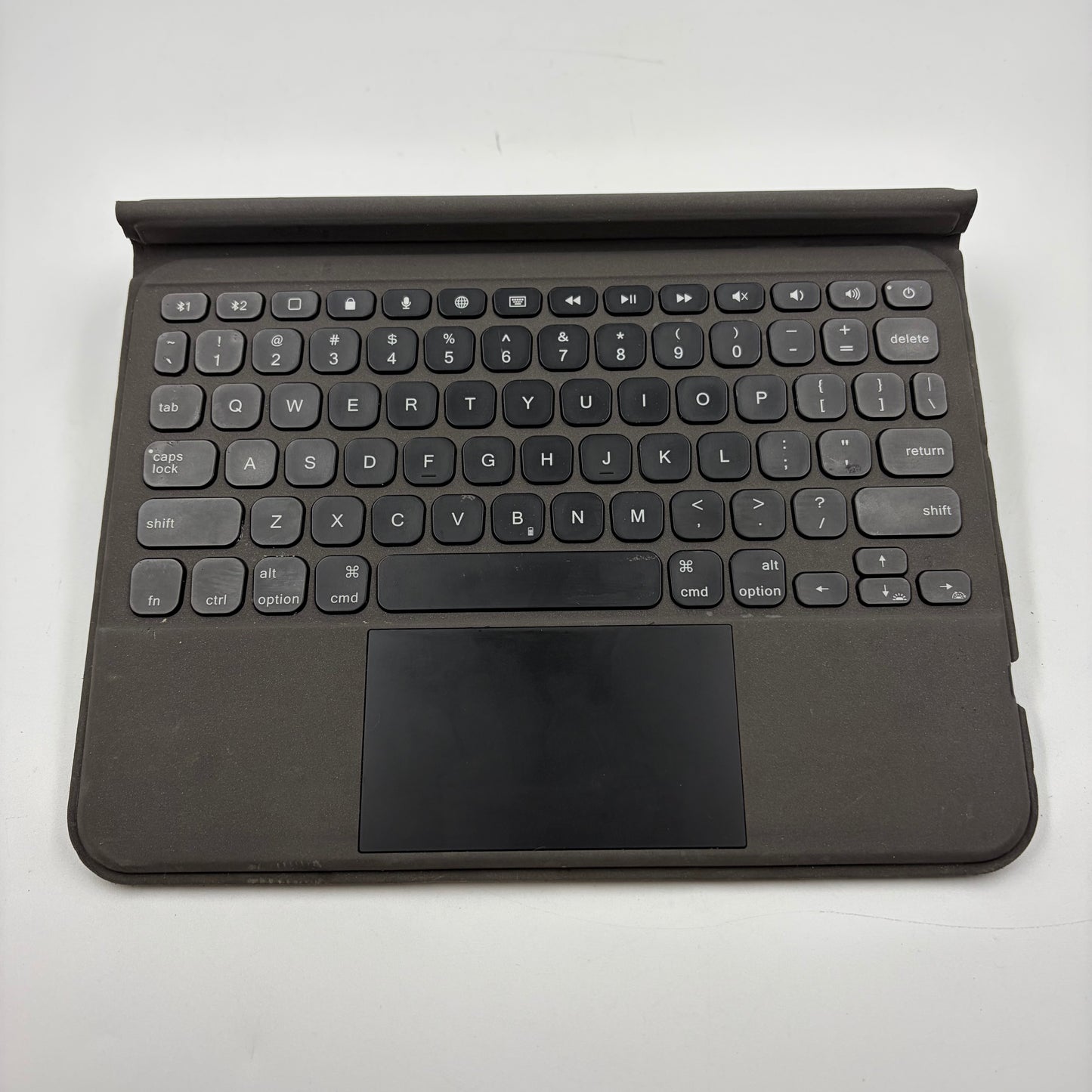 UAG Rugged Bluetooth Detachable Keyboard with Trackpad  UAG-BTKB-01-EN