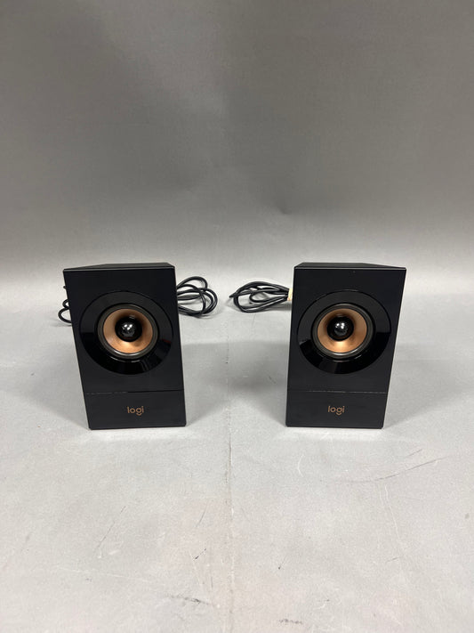 Logitech z533 Subwoofer & speaker set Wired  Z533