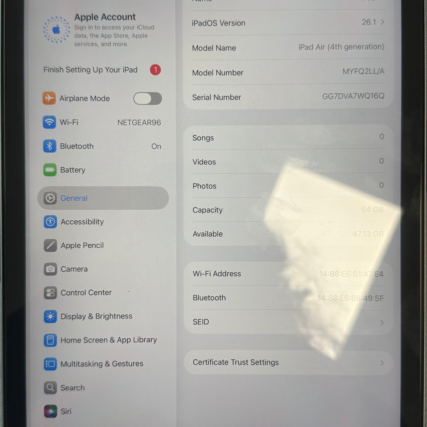 WiFi Only Apple iPad Air 4th Gen 64GB Blue MYFQ2LL/A