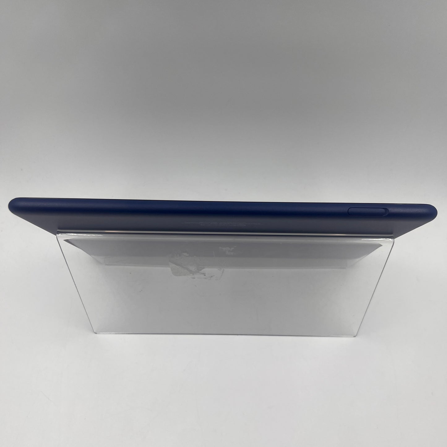 WiFi Only Amazon Kindle Fire HD 10 32GB Navy Blue T76N2B