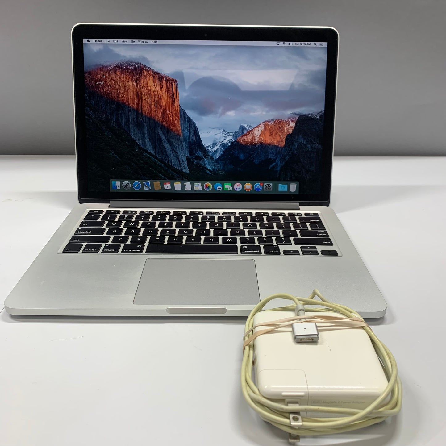 2015 Apple Macbook Pro 13" Core i5 2.7GHz 8GB RAM 128GB SSD Silver A1502