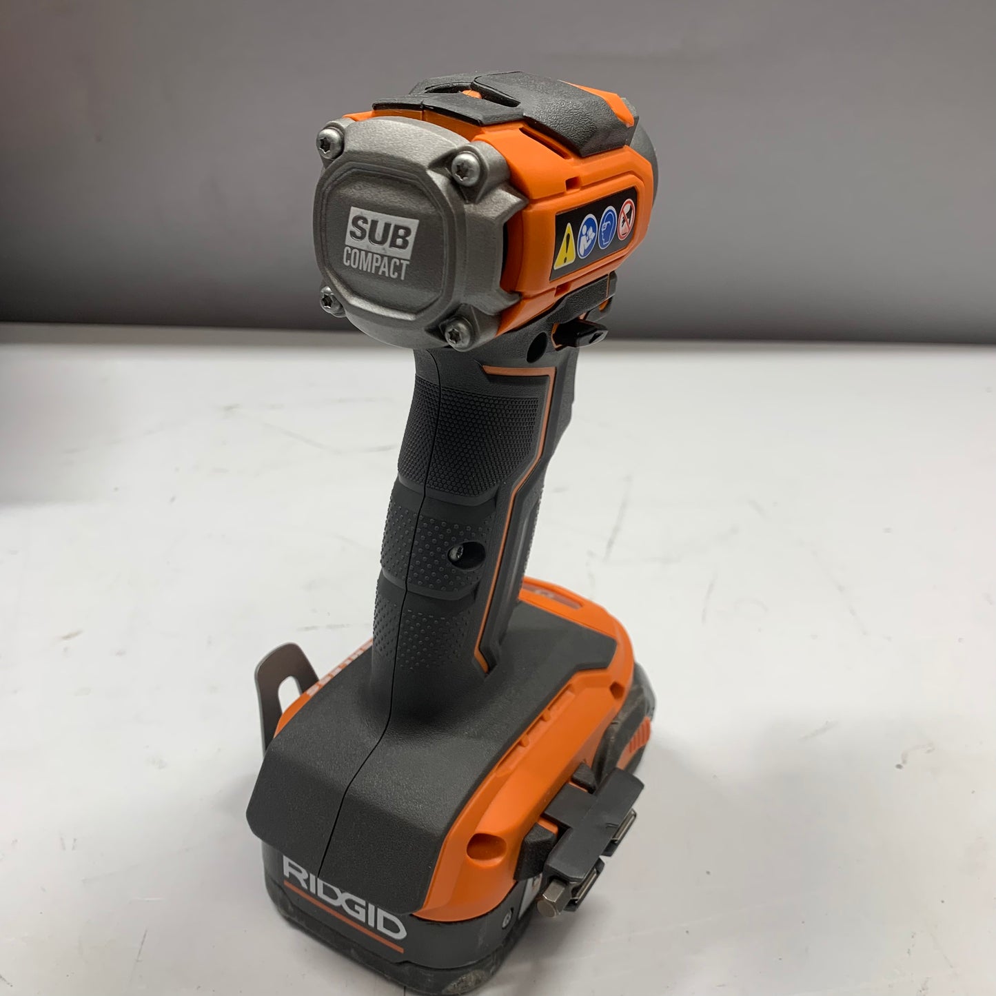 Ridgid r8723 18V 1/4 Inch Hex Cordless Impact Driver and Ridgid R8701 Sub Compact Brushless Drill