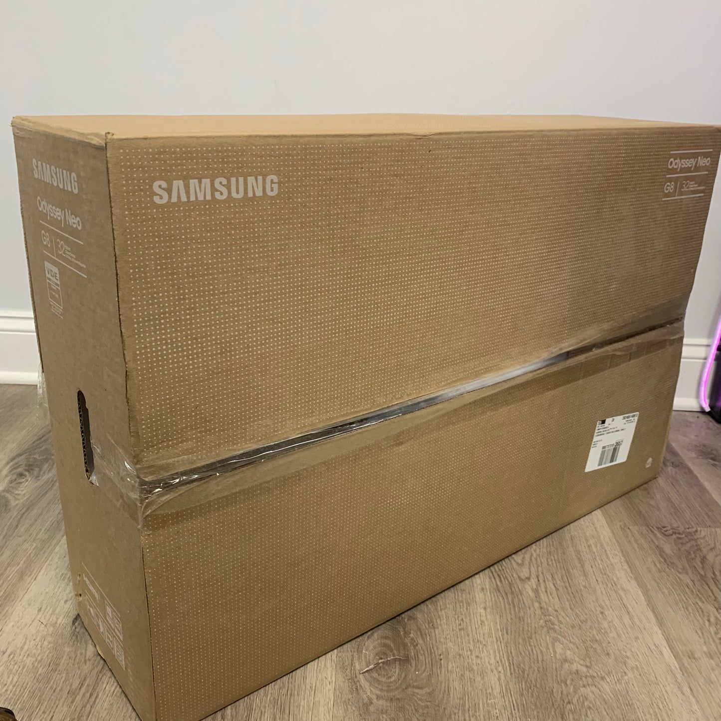 Samsung 32" Odyessey G8 HDR LED 240Hz Curved Gaming Monitor