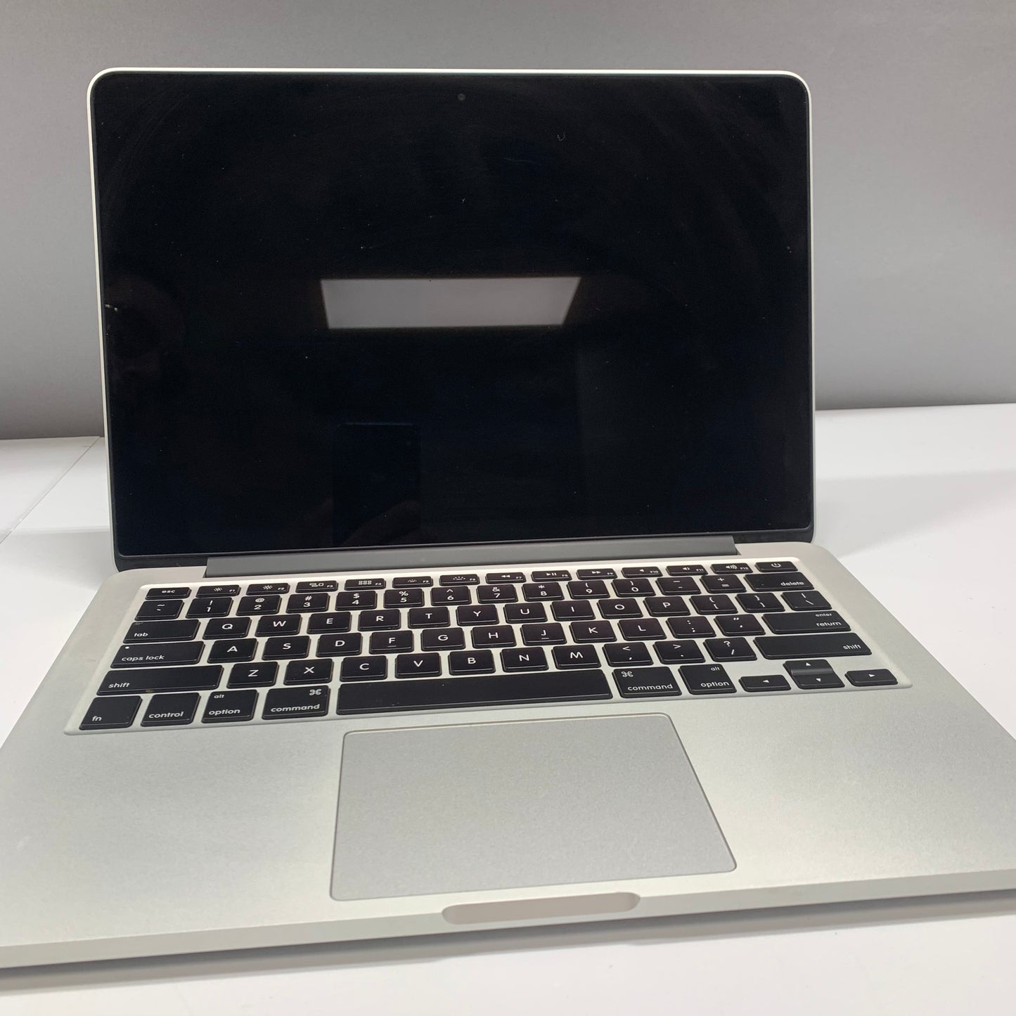 2015 Apple Macbook Pro 13" Core i5 2.7GHz 8GB RAM 128GB SSD Silver A1502