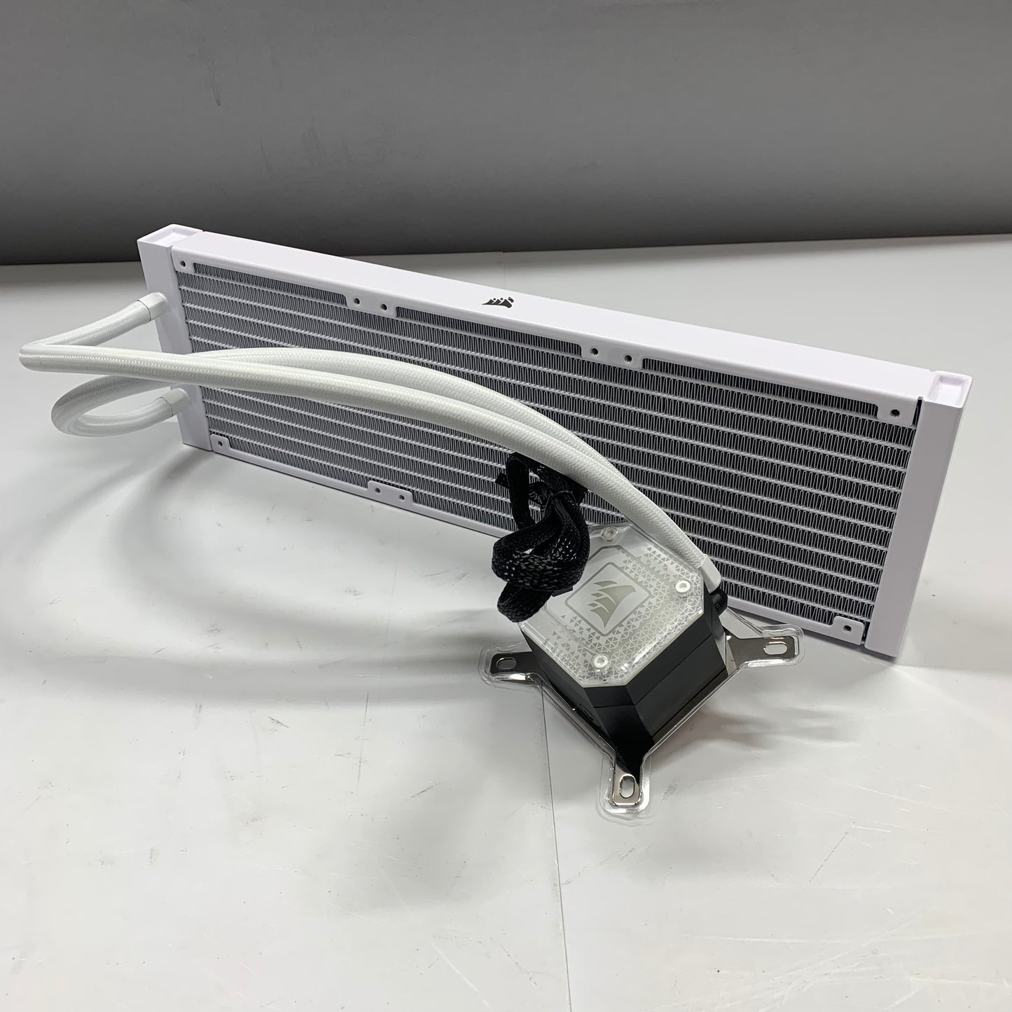 Corsair iCUE H150i Liquid CPU Cooler CW-9060073-WW