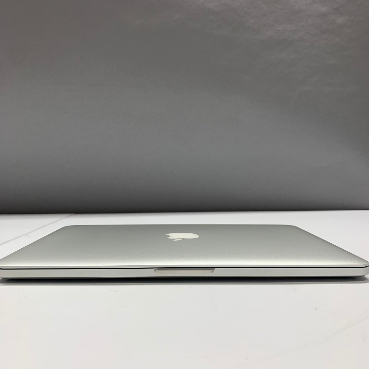 2015 Apple Macbook Pro 13" Core i5 2.7GHz 8GB RAM 128GB SSD Silver A1502