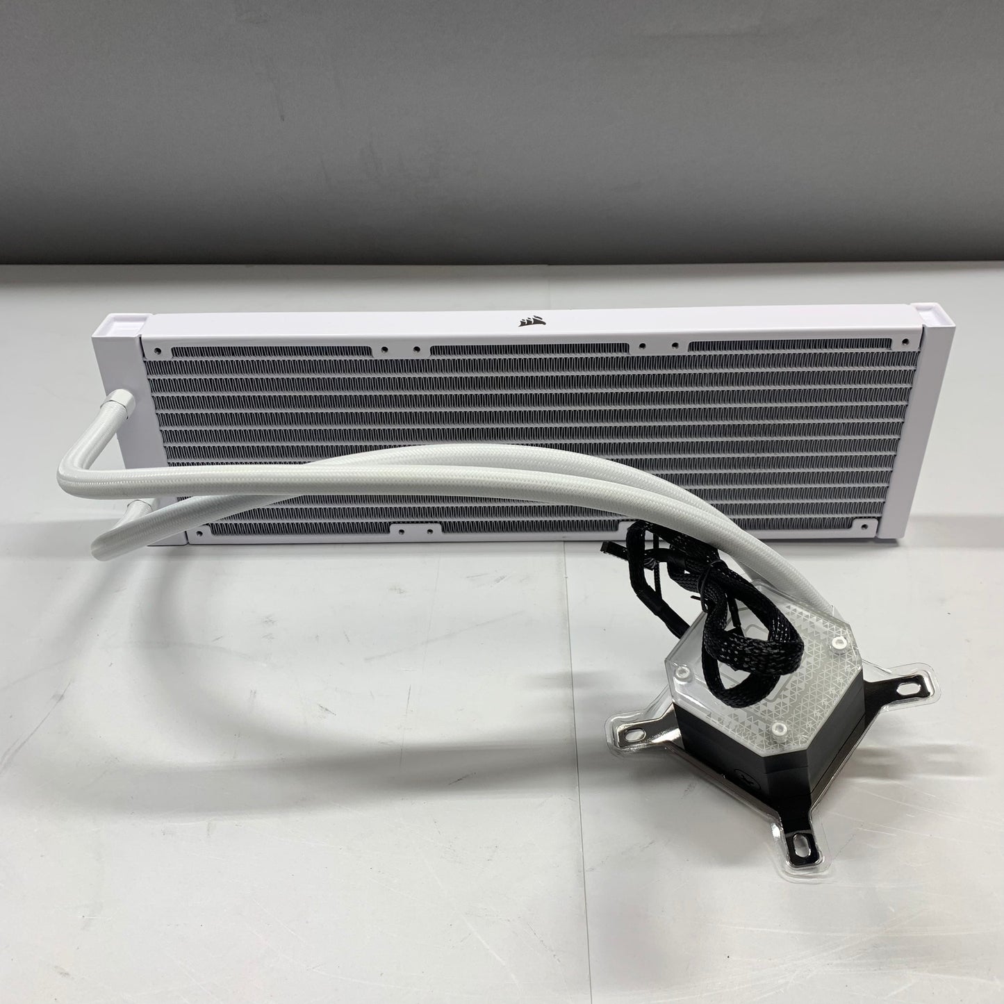 Corsair iCUE H150i Liquid CPU Cooler CW-9060073-WW