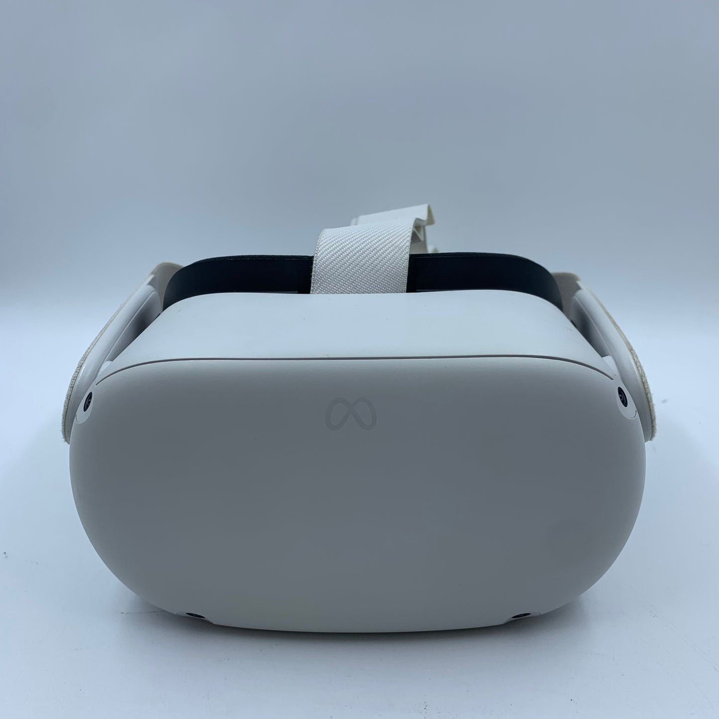 Meta Quest 2 128GB Standalone All-in-One VR Headset KW49CM