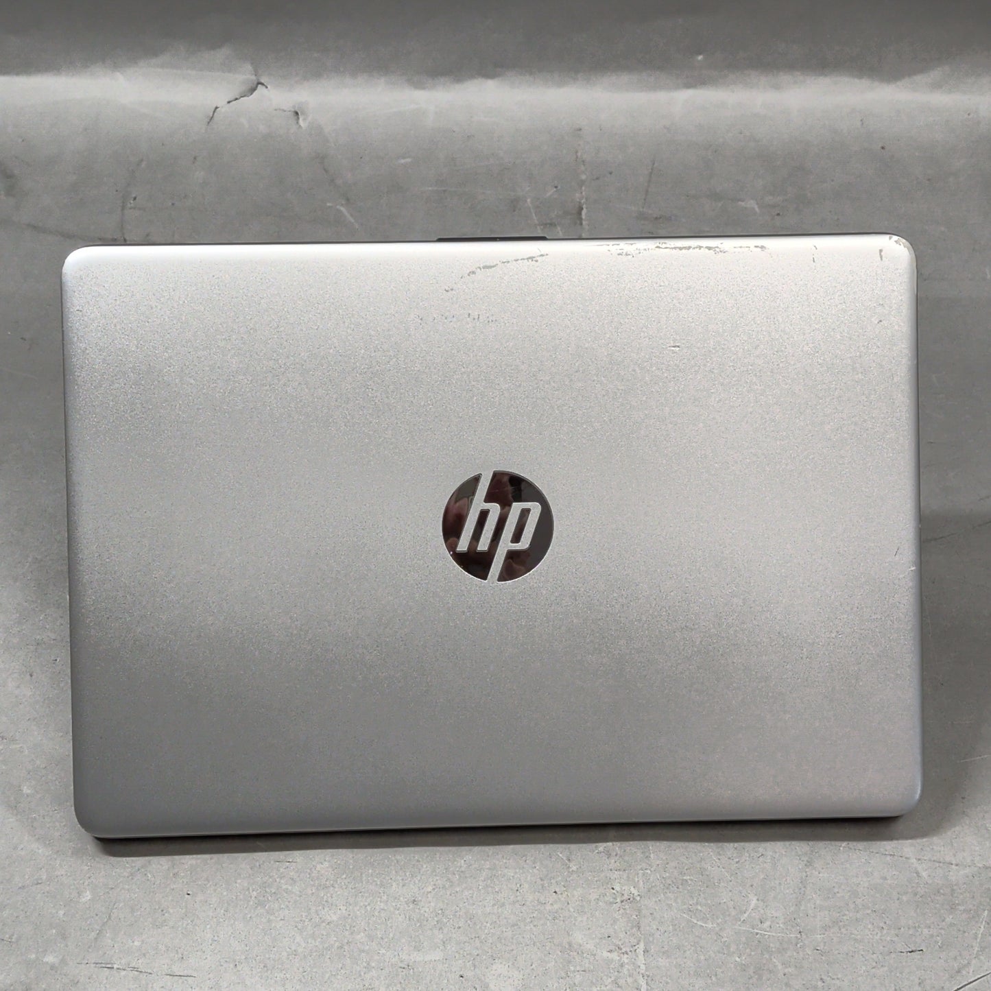 HP Laptop 14-DQ2031WM 14" i3-1115G4 3.00GHz 4GB RAM 128GB SSD