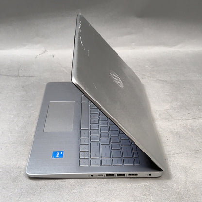 HP Laptop 14-DQ2031WM 14" i3-1115G4 3.00GHz 4GB RAM 128GB SSD