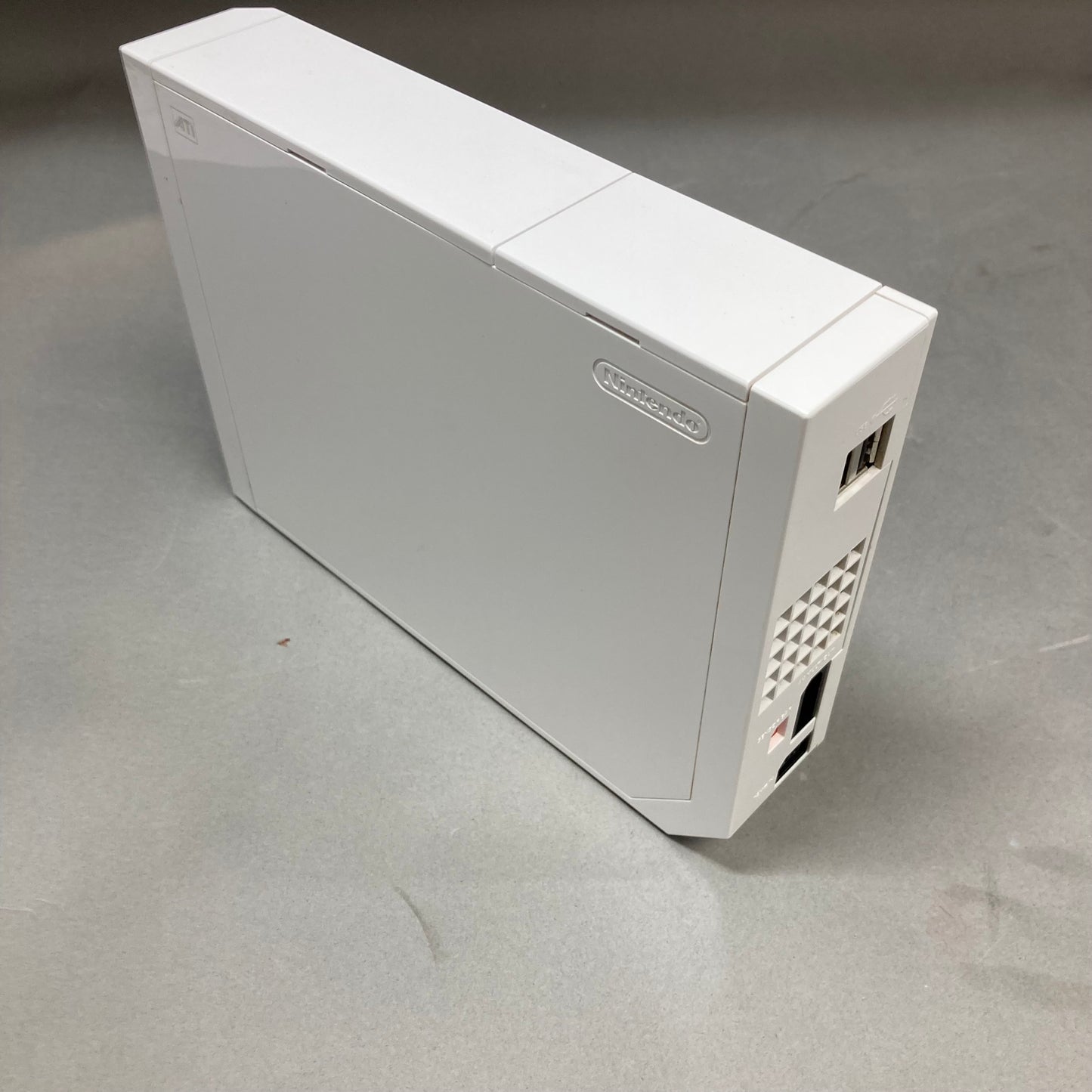 Nintendo Wii Video Game Console RVL-001 White