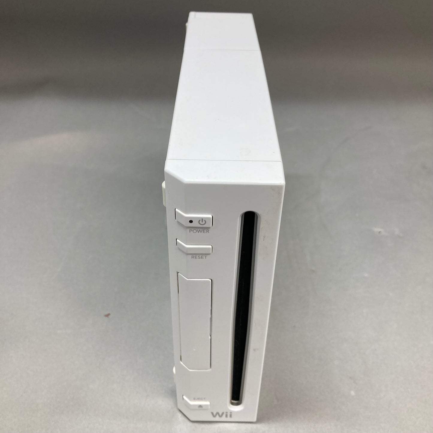 Nintendo Wii Video Game Console RVL-001 White