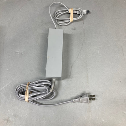 Nintendo Wii Video Game Console RVL-001 White
